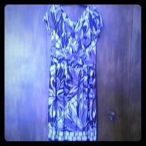 PLUS SIZE FLORAL PRINT DRESS